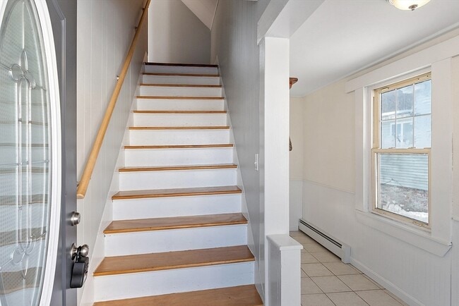 Building Photo - 88 Baker St