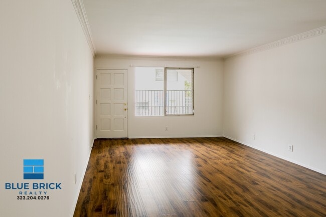 Building Photo - 426 Rexford Dr