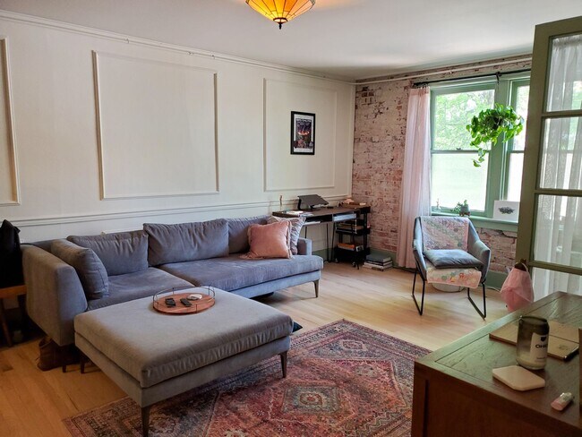 Building Photo - Laurel220 (KC-JF)