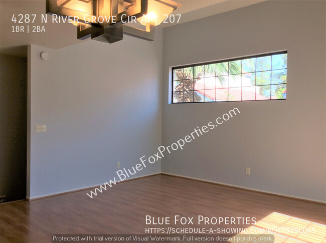 Building Photo - Beautiful Condo 10mins to UofA!