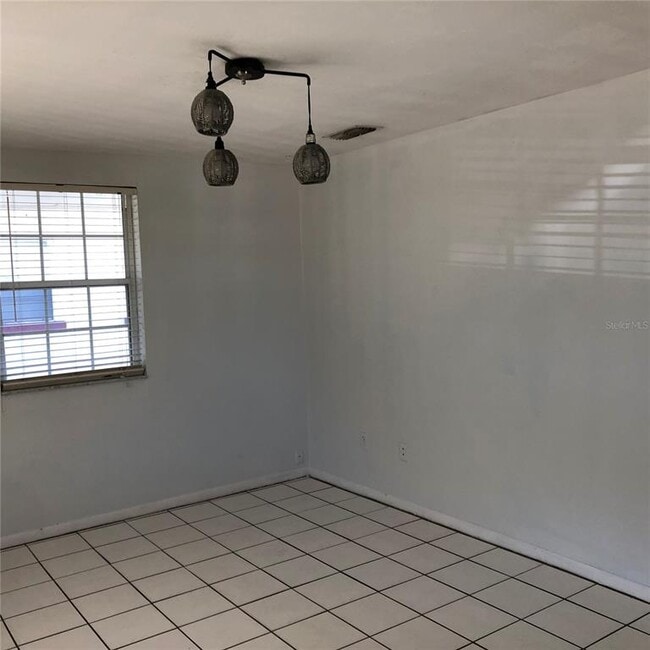 Building Photo - 409 S Orleans Ave