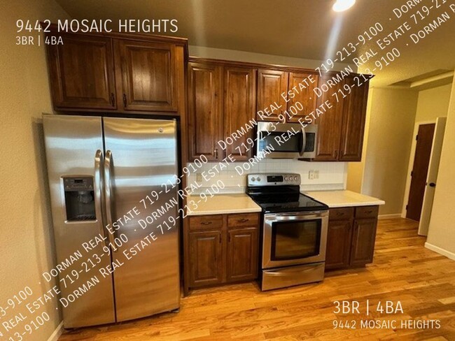 Building Photo - 9442 Mosaic Heights