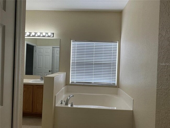 Building Photo - 2761 Shady Ave