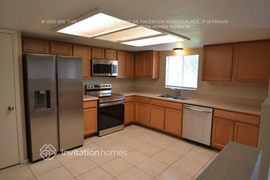Building Photo - 644 Deer Run Ct