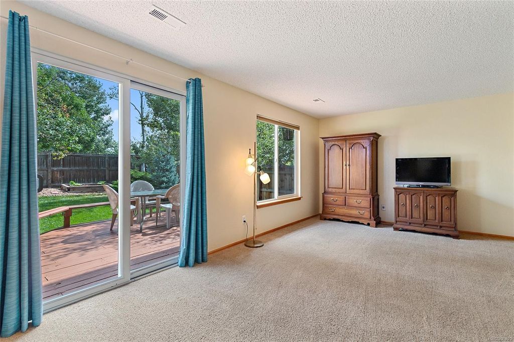 Family Room - View 2 - 13504 Quivas St