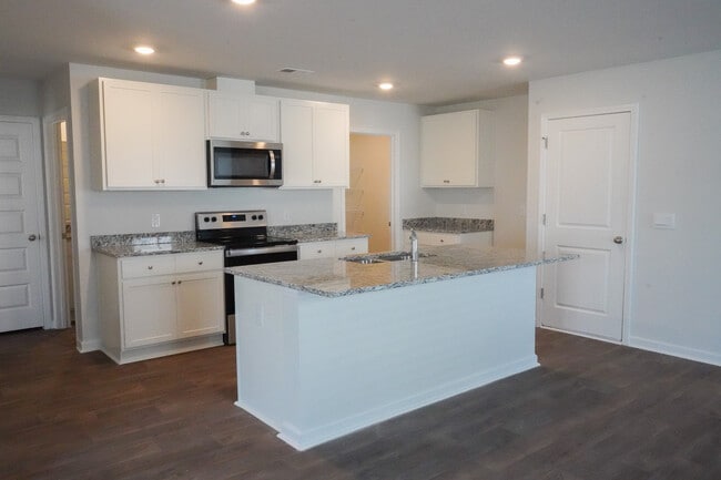 Building Photo - 497 Coconut Dr
