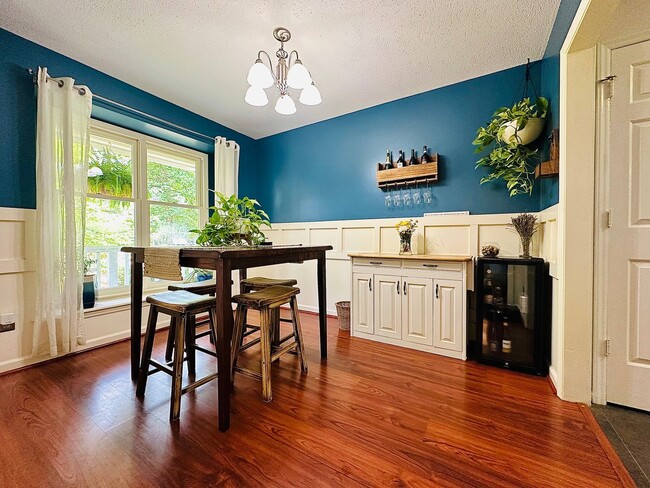 Building Photo - Beautiful 3 Bed, 2 Bath Home by Nature Preserve