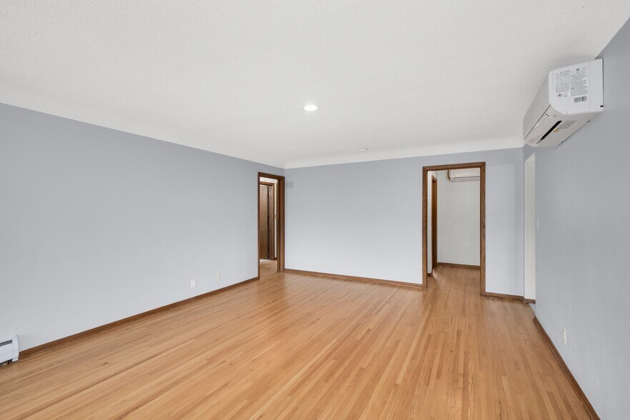 Building Photo - 895 Humboldt Ave