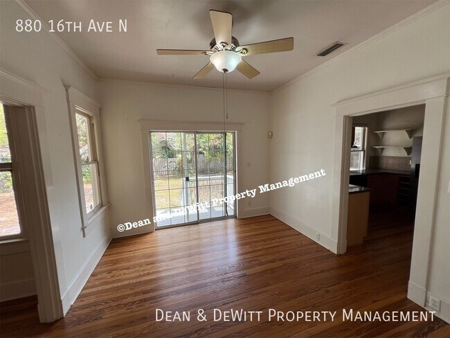 Building Photo - 880 16th Ave N