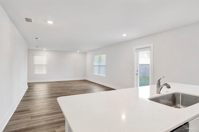 Building Photo - 4932 Valor Ct