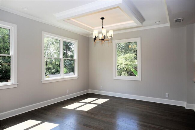 Building Photo - 957 Briarcliff Rd NE
