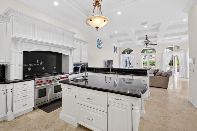 Building Photo - 9597 Bridgebrook Dr