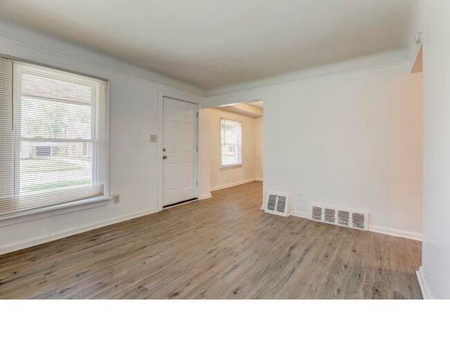 Building Photo - 6010 Oldtown St