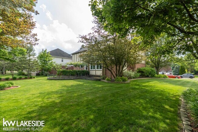 Building Photo - 47898 Lamplighter Trail