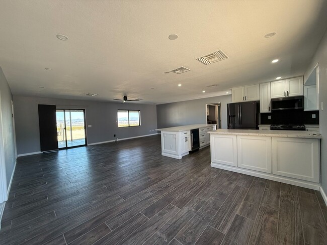 Building Photo - Remodeled 2 Bedroom Home in 29 Palms