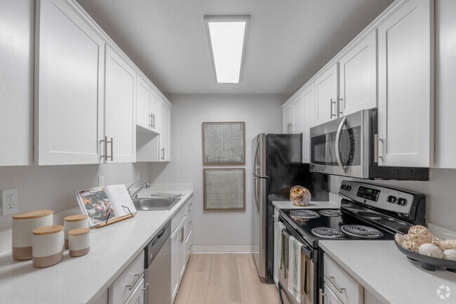 Interior Photo - The Ridgedale