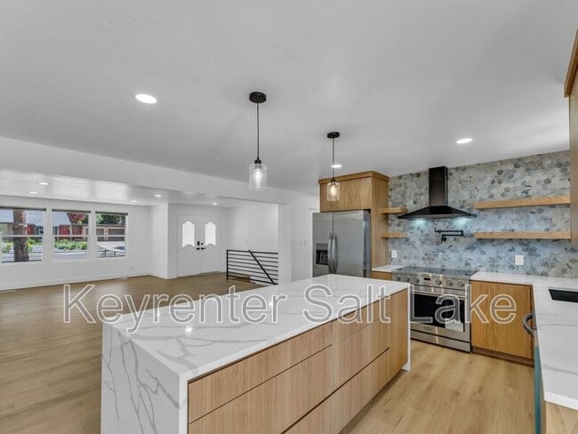 Building Photo - 7726 S 3500 E