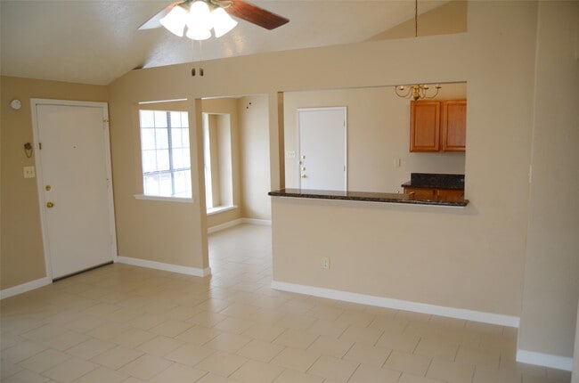 Building Photo - 17506 Bullis Gap Dr