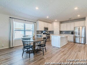 Building Photo - 522 Candor Stone