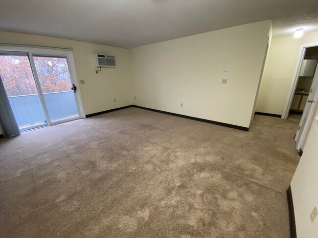 Building Photo - 145 Eastern Ave