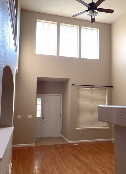 Building Photo - 6806 W 3rd St