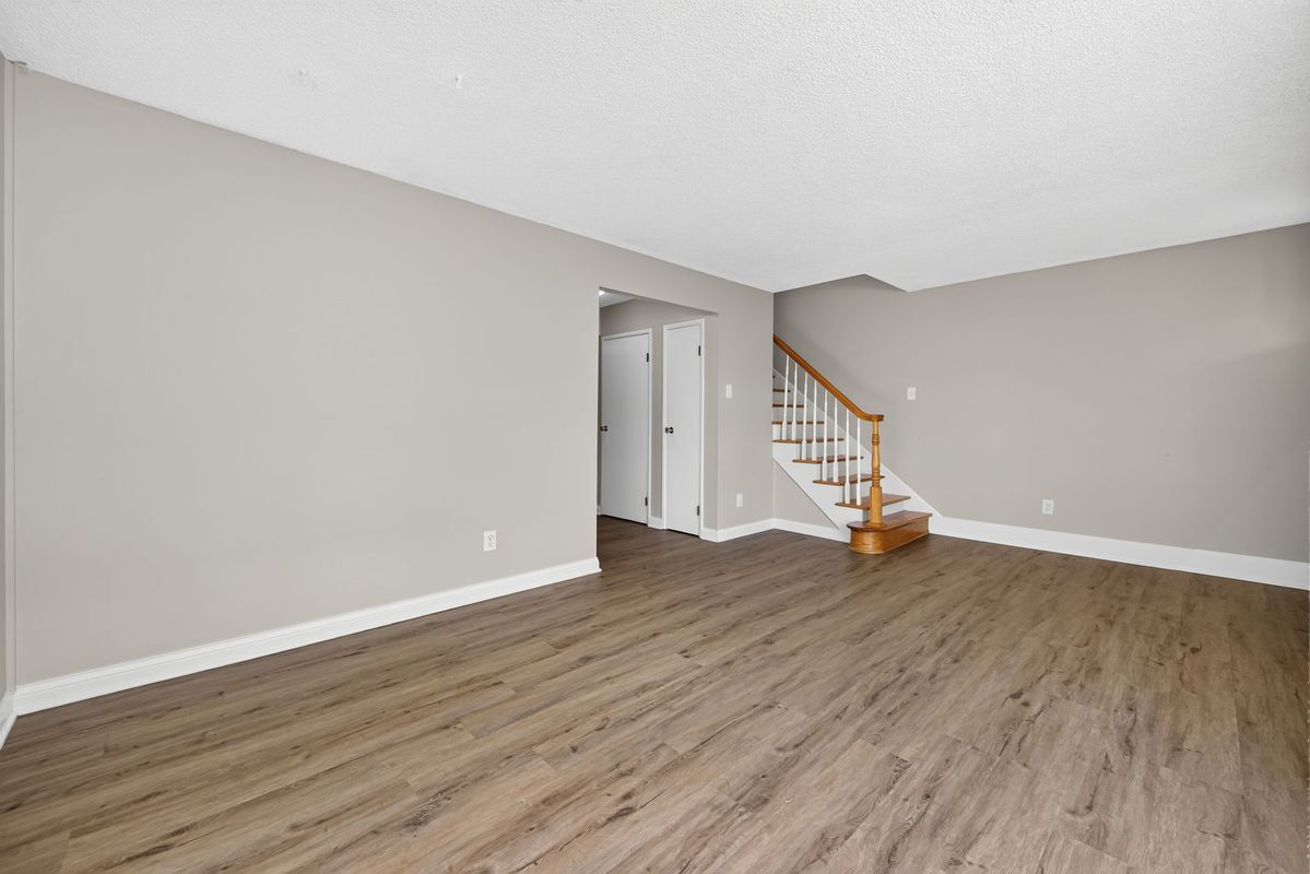 Building Photo - 13391 Hiddendale Ln