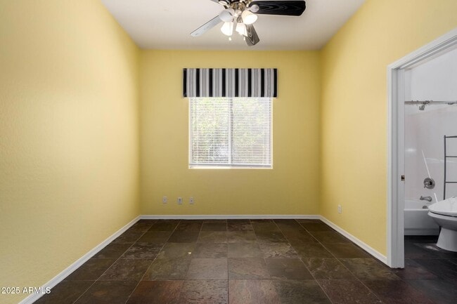 Building Photo - 10573 E Sheena Dr