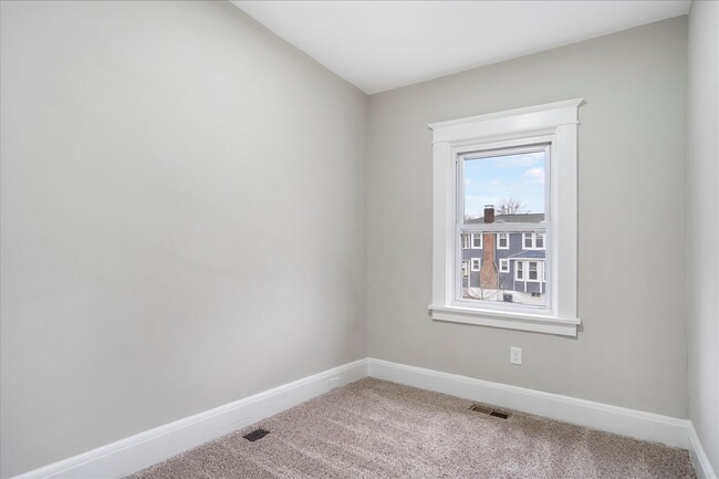 Building Photo - Beautiful four-bedroom house in Baltimore