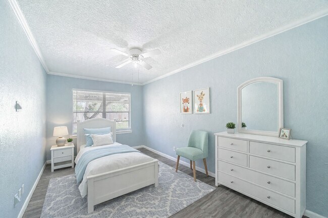 Building Photo - 7015 Kopman Dr