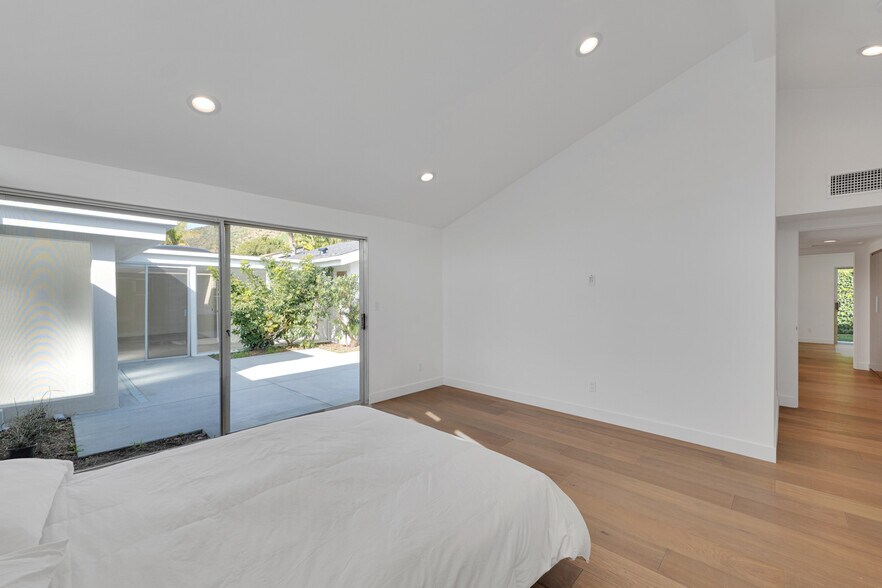 Building Photo - 6234 Paseo Canyon Dr