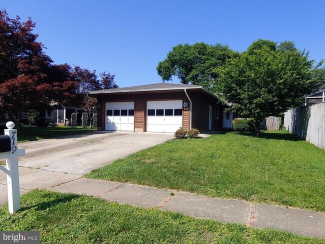 Building Photo - 719 Monmouth Ave