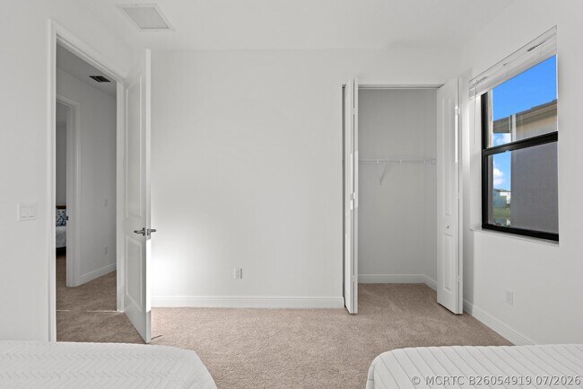Building Photo - 16462 Sea Turtle Pl