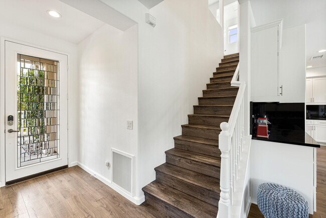 Building Photo - 48701 Anastacia Ct