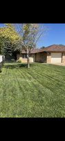 Building Photo - 2503 Aster Ln