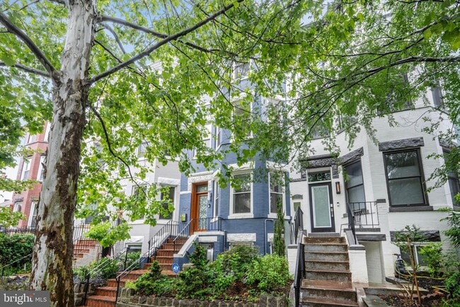 Primary Photo - 120 V St NW