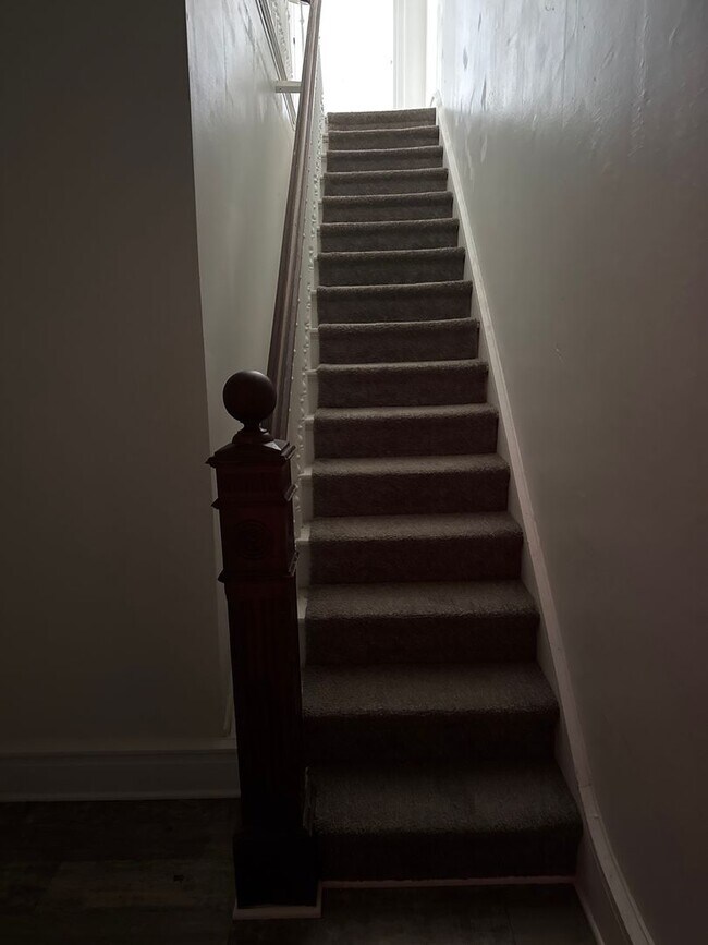 Building Photo - 124 Pershing Ave