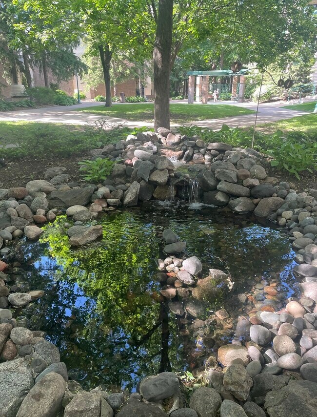 Courtyard - 7610 York Ave S