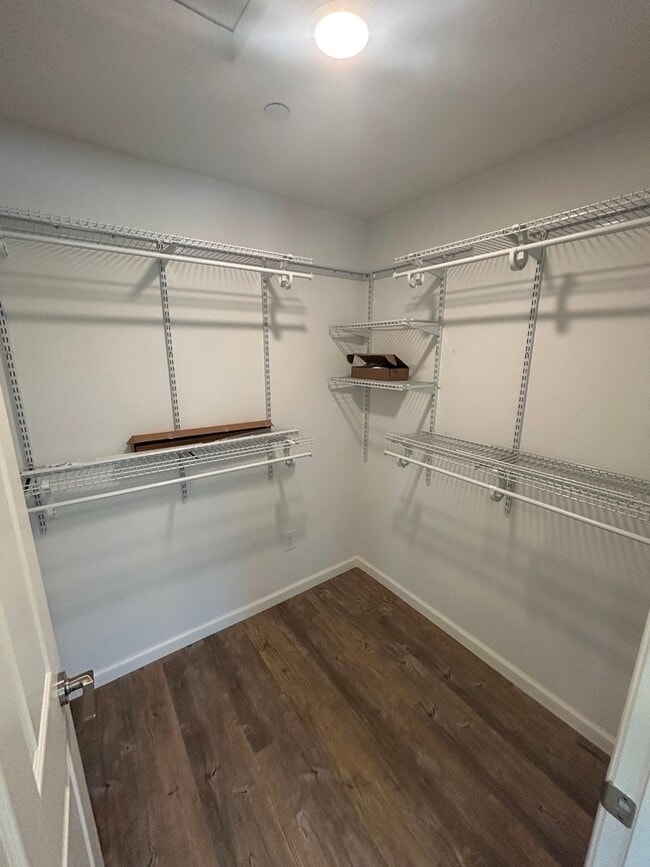 Building Photo - Beautiful Single Bedroom ADU in Brentwood