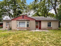 Building Photo - 1107 W 27th St S