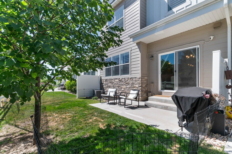 Backyard - 11769 S Nigel Peak Ln