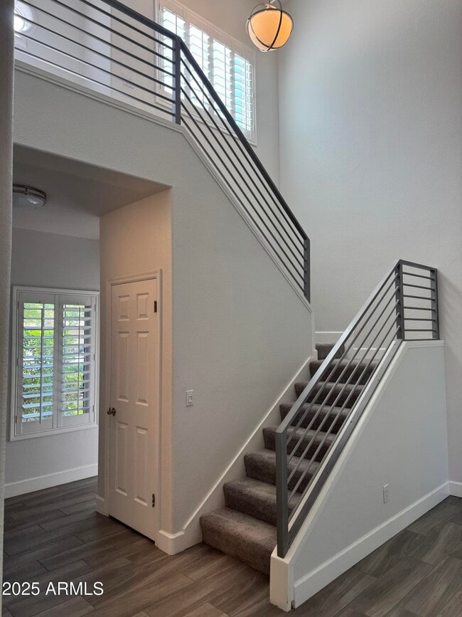 Building Photo - 7960 E Pepper Tree Ln