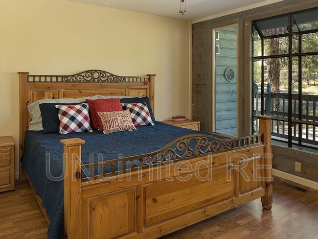 Building Photo - 4555 S Lake Mary Rd