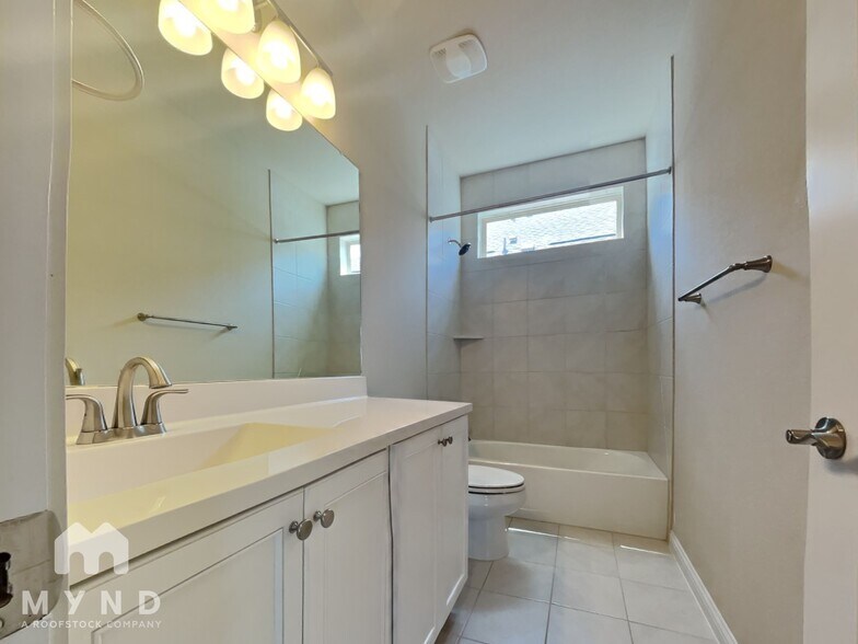 Building Photo - 8603 McKamy Dr