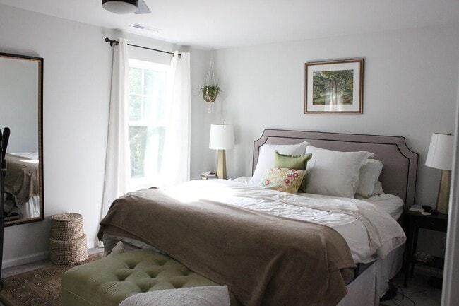 Building Photo - 6400 Astor Elgin St