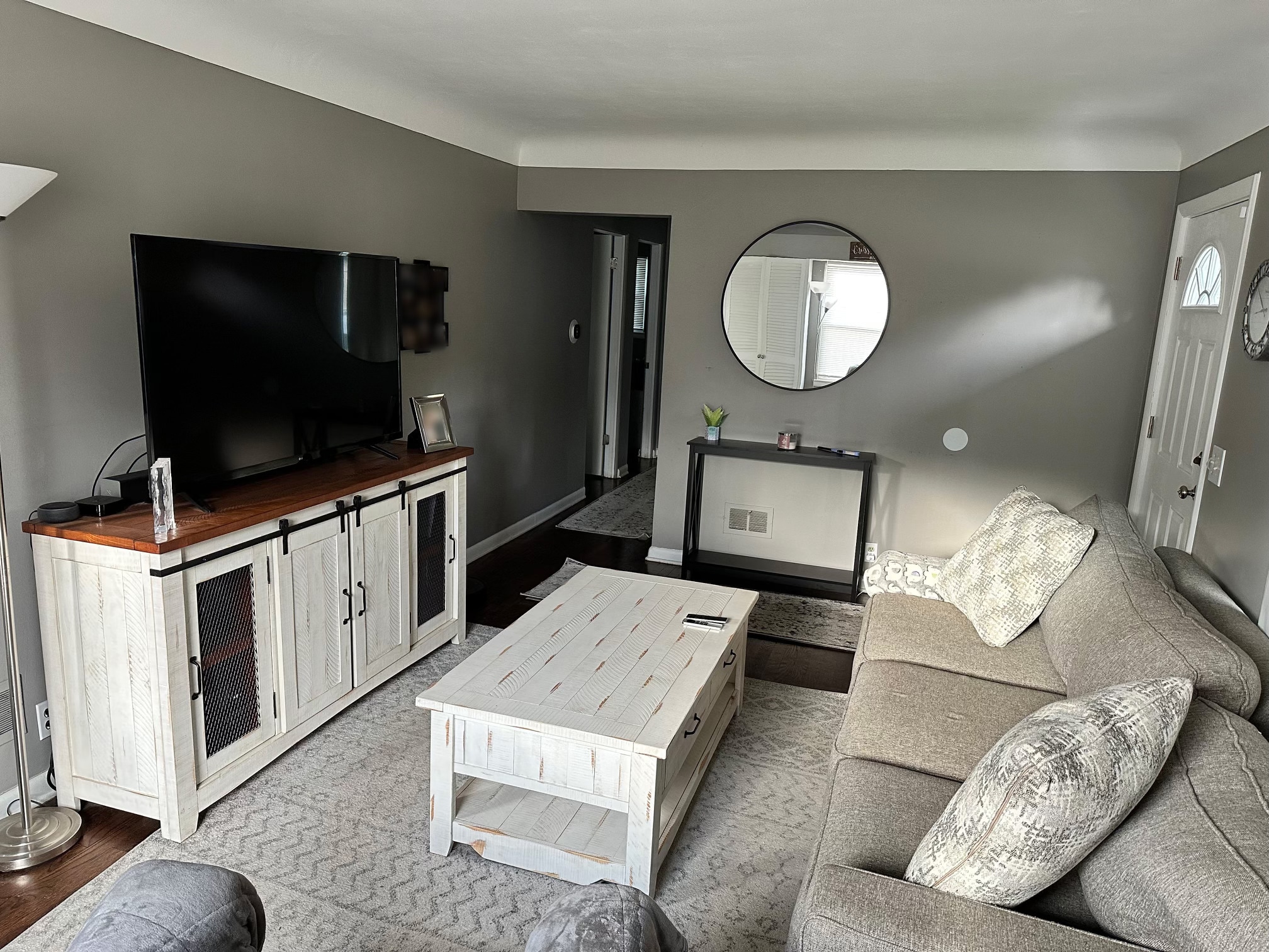 Living Room - 1148 Beech St