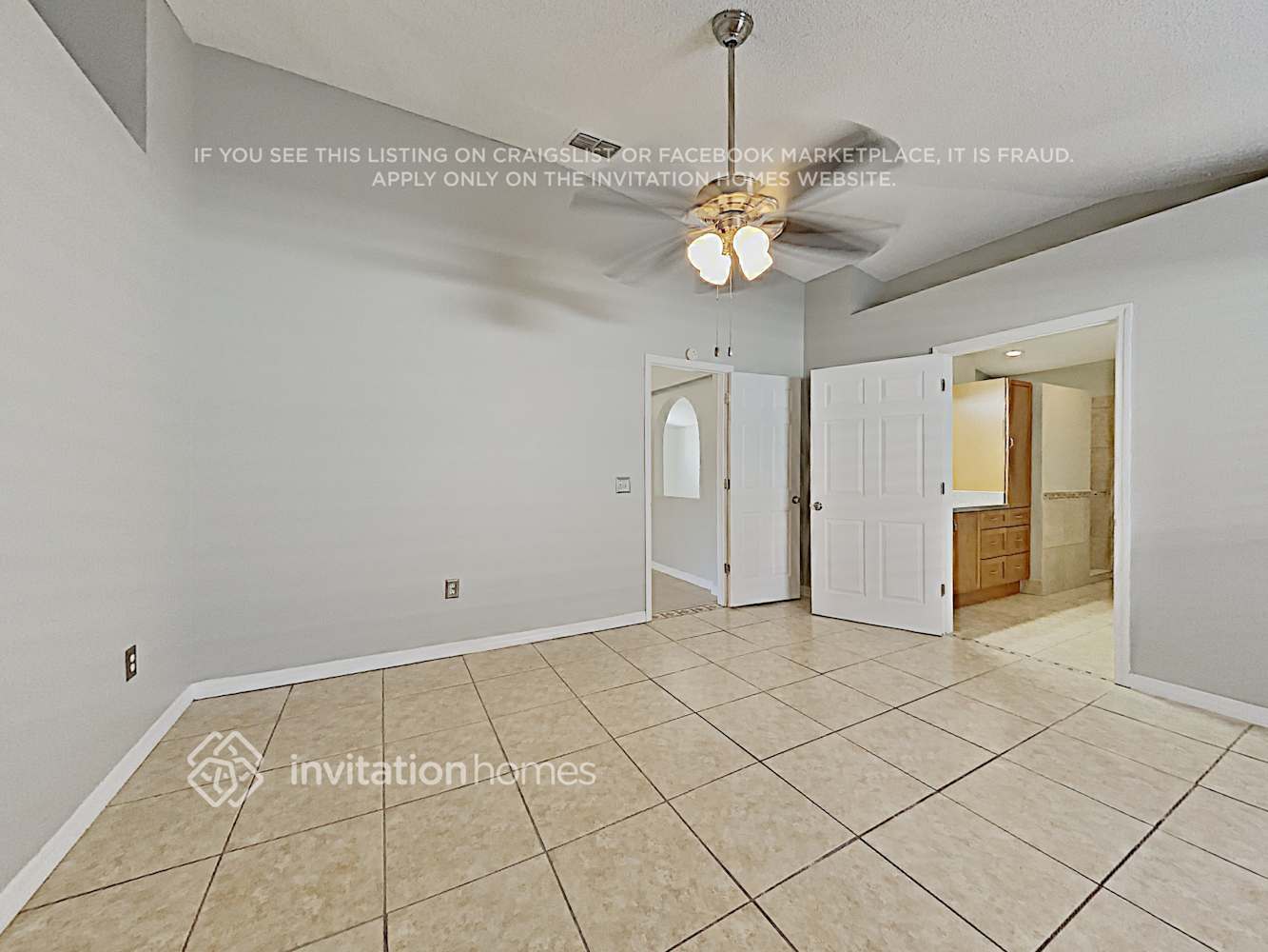 Building Photo - 1622 Hudderfield Cir W