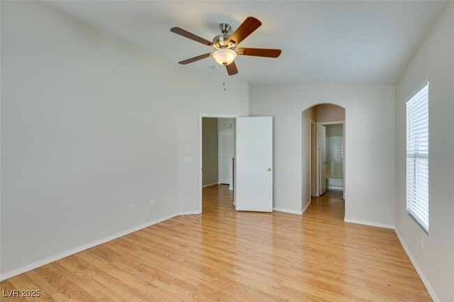 Building Photo - 6473 Stone Dry Ave