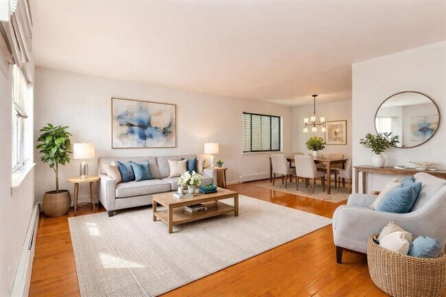 Building Photo - 1308 46th St