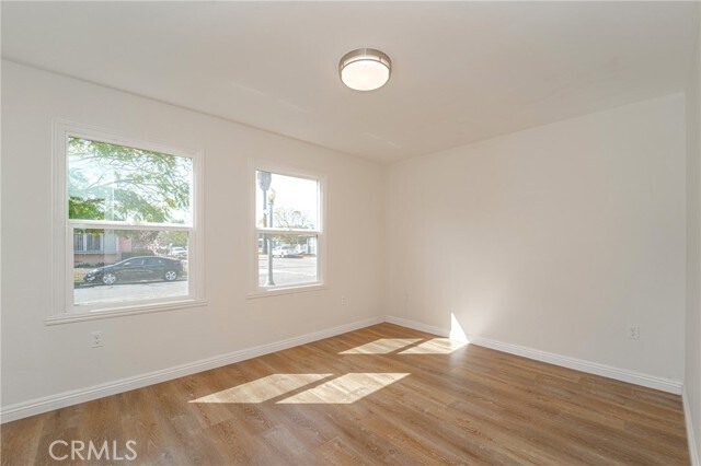 Building Photo - 1101 E 115th St