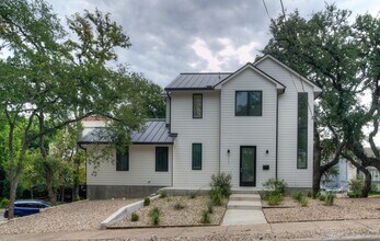 Building Photo - 3111 Walling Dr